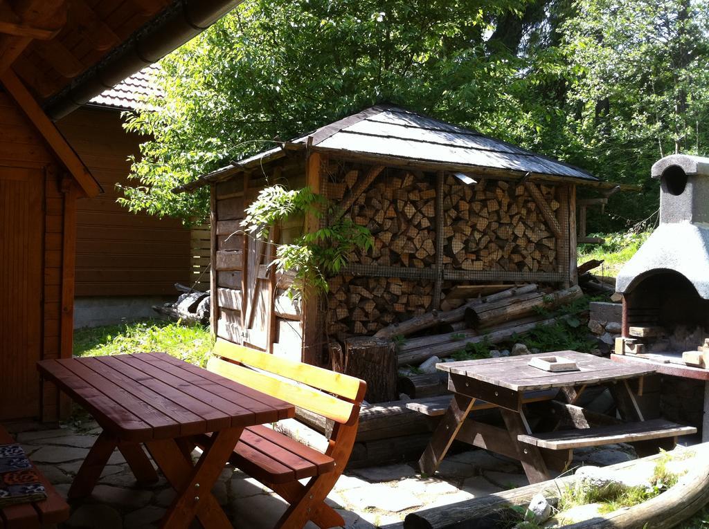 Chata Devena Valča Zimmer foto